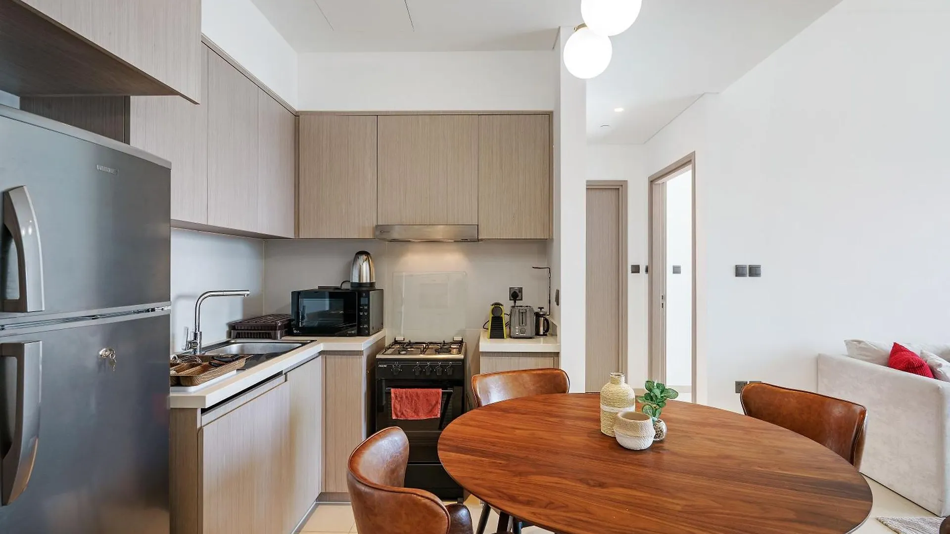 Stylish 1 Bedroom In Downtown Near Burj Khalifa Dubai 0*,  United Arab Emirates
